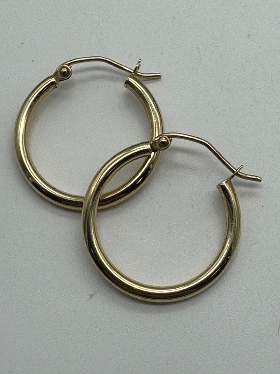 Vintage 10k Yellow Gold Hoops