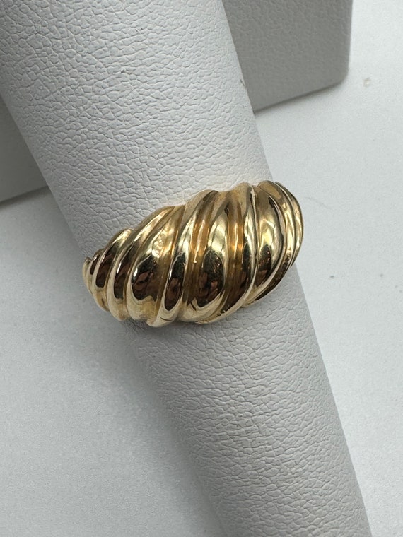 Vintage 10k Yellow Gold Bombe Ring