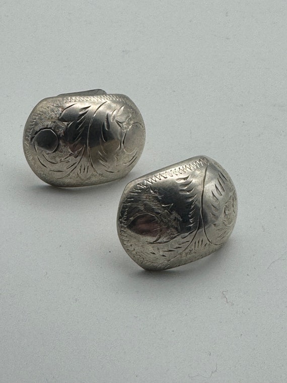 Vintage Sterling Silver Puffy Etched Earrings