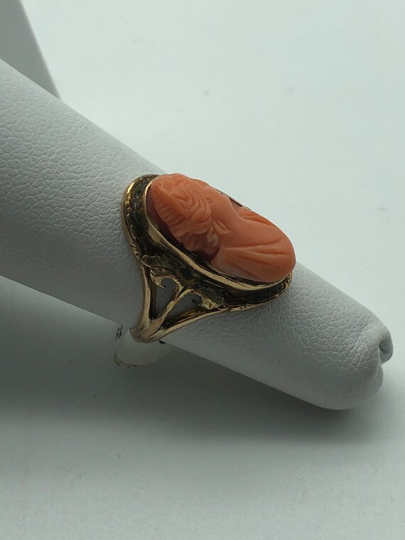 10k Art Deco Coral Cameo Ring Filigree - image 2