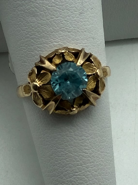 10K Art Deco Floral Yellow Gold Blue Topaz Ring