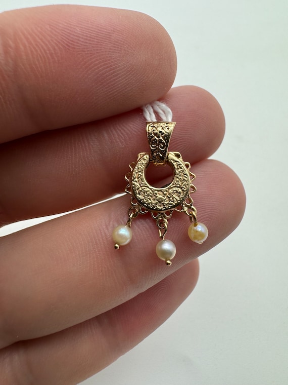 Antique Victorian 14k Etruscan Pearl Pendant