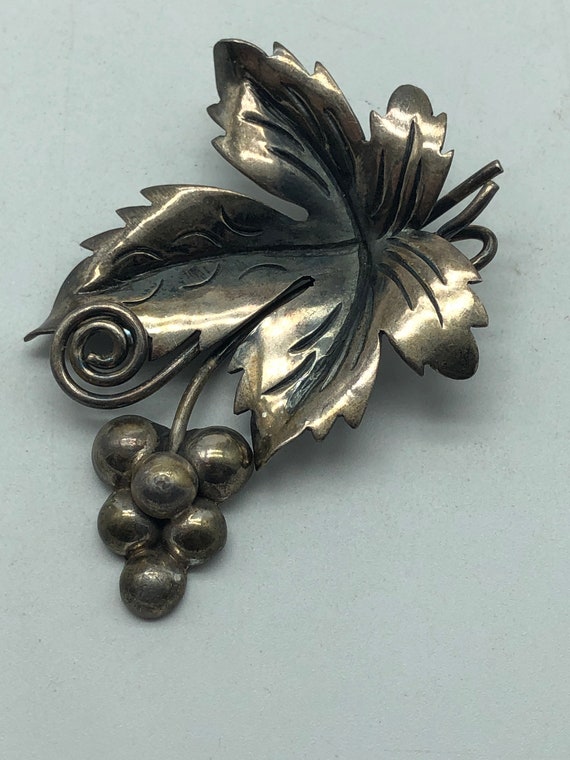 Antique vintage sterling silver art nouveau leaf b