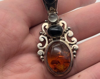 Vintage Sterling Silver Amber Pendant onyx and moonstone