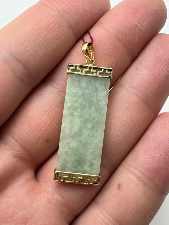 14k Yellow Gold And Jade Pendant Asian