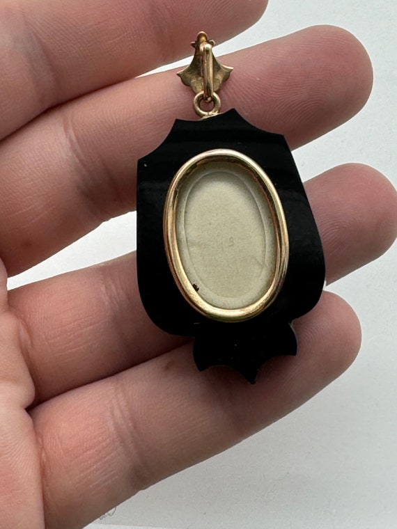 Victorian 18K Yellow Gold Onyx Mourning Hair Pend… - image 2