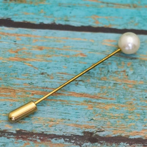 Vintage White Faux Pearl Minimalist Gold Tone Stick Pin - P26