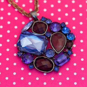 Vintage Purple Stones Medallion Necklace 22 inch - P19