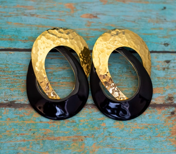 Vintage Black & Gold Tone Round Oval Abstract Lin… - image 1