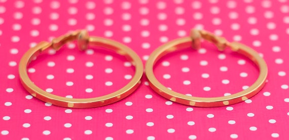 Vintage Simple Gold Tone Ring Hoop Earrings by Av… - image 2