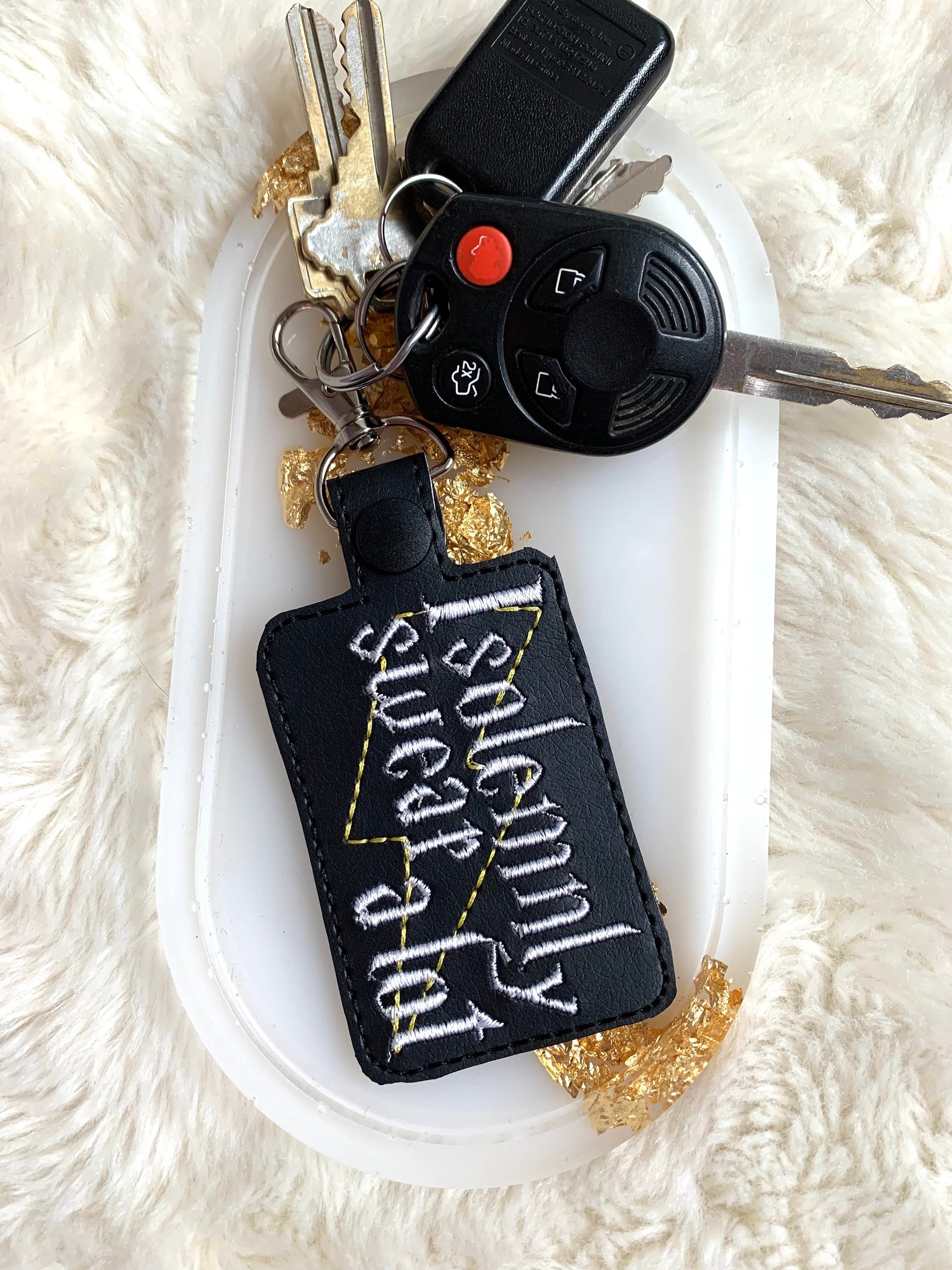 sewciopathc Solemnly Swear Keychain, Gift for Him Her They Girls Boys, Embroidered, HP, Lightening Bolt