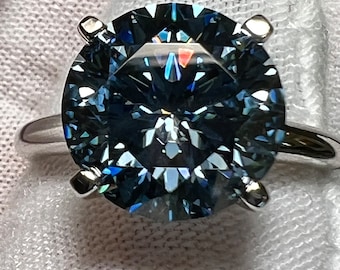 A Certified 5CT Round Brilliant Cut VVS1 Fancy Vivid Blue Moissanite Solitaire Engagement Ring / All sizes