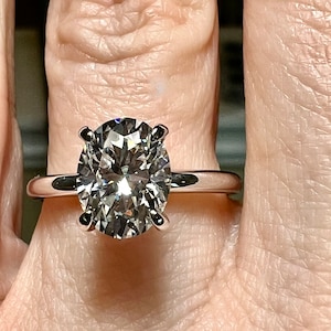 Certified 1CT 1.5CT 2CT 3CT Oval Brilliant Cut D VVS1 Moissanite Solitaire Hidden Halo Engagement Ring