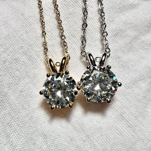 Certified 1CT 3CT 5CT Round Brilliant Cut D VVS1 Moissanite Solitaire Pendant Necklace