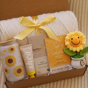 Mother's day gift from daughter, Mothers Day Gift Box, Mothers day gift for Grandma, Mothers Day Spa Gift, Mom Sunshine Blanket