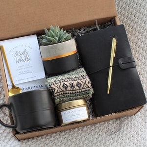 Gift Box Hygge with Blanket, Sending a hug, Thinking of you, Sympathy gift, Bereavement gift, Encouragement gift, Sympathy gift basket Black Succulent