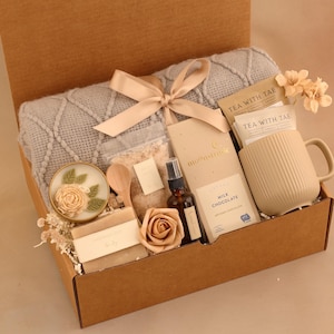 Sympathy Gift Basket, Hygge Gift Box with Blanket, Sending a hug, Thinking of you, bereavement gift, Encouragement gift, Thank You, Sunshine GrayBlanketBeigeSpa