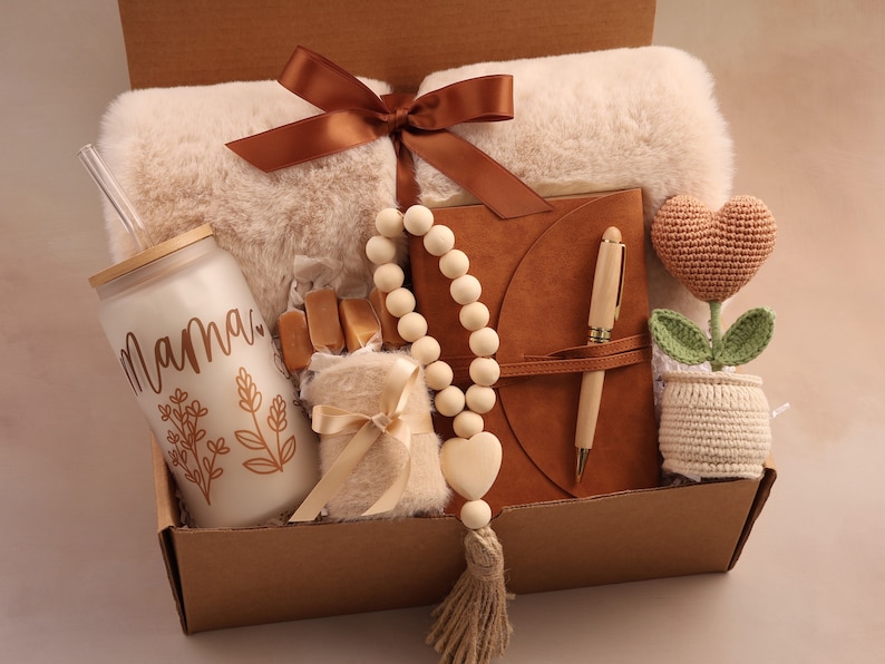 Mother's day gift from daughter, Mothers Day Gift Box, Mothers day gift for Grandma, Mothers Day Spa Gift, Mom Brown Heart