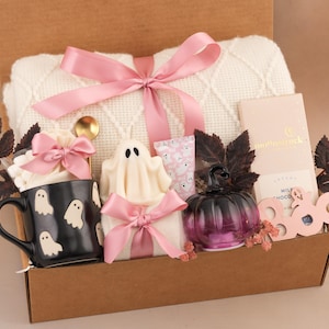 Hygge Fall Gift Box, Boo Basket, Spooky Season Gift, Cozy Fall Gift Set, Harvest Gift, Pumpkin Spice, Halloween Gifts Boo WhitePink