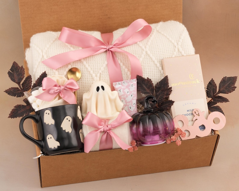 Hygge Fall Gift Box, Boo Basket, Spooky Season Gift, Cozy Fall Gift Set, Harvest Gift, Pumpkin Spice, Halloween Gifts Boo WhitePink
