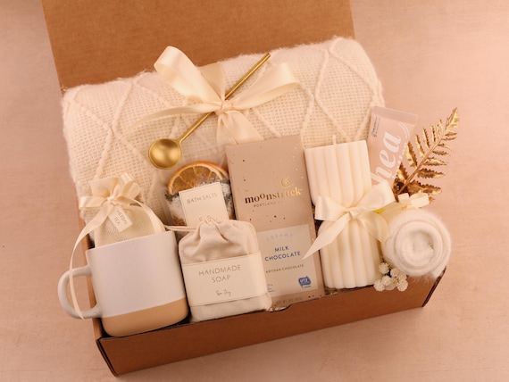 Cozy Hygge Gift Box, Self Care Gift Box, Fall Gift Box, Holiday Gifts, Gift Set For Her Mom, Miss You, Sending A Hug, Gift For Colleagues
