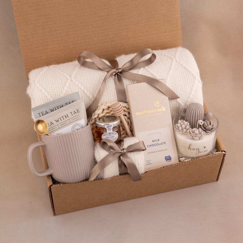 Care Package For Her, Birthday Gift Basket, Get Well Soon Gift, Gift Box For Women, Hygge Gift Box, Thinking Of You Gift, Self Care Package Hug in Jar Greish