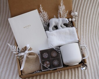 Cozy Holiday gift box, Christmas gift, Winter gift, Gift box for women Best Friend gift idea, Gift box for women, Warm Care package for her