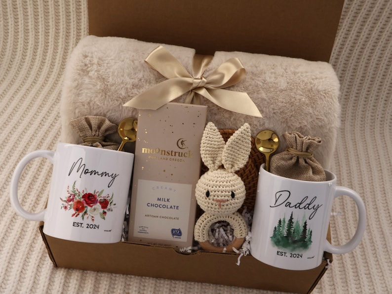 New Baby Gift Box, Congrats On Your New Baby, New Mama Succulent Gift Box, Congratulations Pregnancy Gift Set, Live Succulent Care Package DualMug Blanket