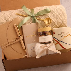 Sympathy Gift Basket, Hygge Gift Box with Blanket, Sending a hug, Thinking of you, bereavement gift, Encouragement gift, Thank You, Sunshine OneDayMug Journal