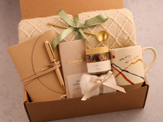 Sympathy Gift Basket, Hygge Gift Box with Blanket, Sending a hug, Thinking of you, bereavement gift, Encouragement gift, Thank You, Sunshine