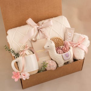 Sympathy Gift Basket, Hygge Gift Box with Blanket, Sending a hug, Thinking of you, bereavement gift, Encouragement gift, Thank You, Sunshine Llama Candle