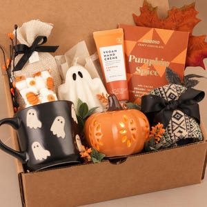 Hygge Fall Gift Box, Boo Basket, Spooky Season Gift, Cozy Fall Gift Set, Harvest Gift, Pumpkin Spice, Halloween Gifts Boo No Blanket