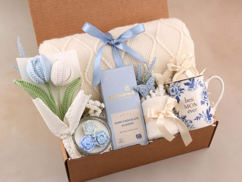 Unique Gifts for Mom, Happy Mother's Day Gift Box with Blanket, Gift for Mom, Mother's Day Gift Basket, Gift Box for Women, Gift for Her Blue Tulips Mom