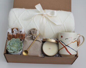 Gift Box Hygge with Blanket, Sending a hug, Thinking of you, Sympathy gift, Bereavement gift, Encouragement gift, Sympathy gift basket