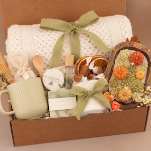 Hygge Fall Gift Box, Boo Basket, Spooky Season Gift, Cozy Fall Gift Set, Harvest Gift, Pumpkin Spice, Halloween Gifts Fall Sage Ribbed Mug