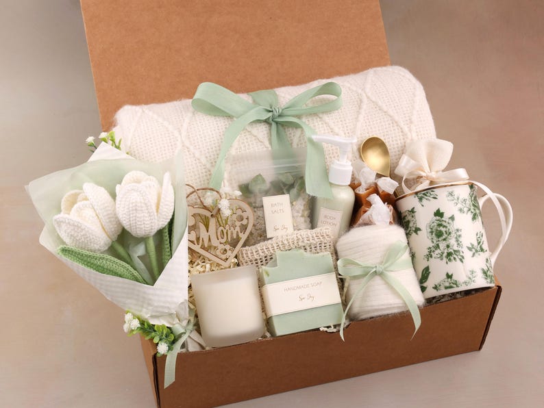 Unique Gifts for Mom, Happy Mother's Day Gift Box with Blanket, Gift for Mom, Mother's Day Gift Basket, Gift Box for Women, Gift for Her Spa White Tulips