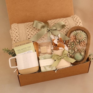 Thank you gift, thank you gift for friend, Hygge Gift Box with Blanket, thank you gift box, thank you gift mentor, teacher, coworker BrownGreenWoodCandle