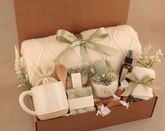 Mothers Day Gift Basket, Mothers Day Gift From Daughter, Gift For Mom, Best Mom Ever, Mothers Day Gift basket, Care Package for Mom Box