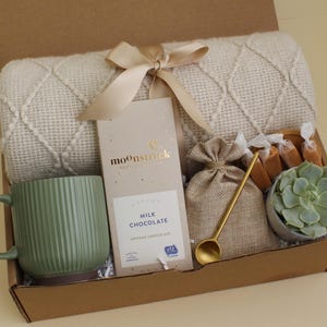 Self Care Gift Box, Sending hugs gift box, Care Package For Her, Care Package Friend, Tea Gift Box, Cheer Up Gift Box, Thinking Of You GreenRibMugBeigeChoc