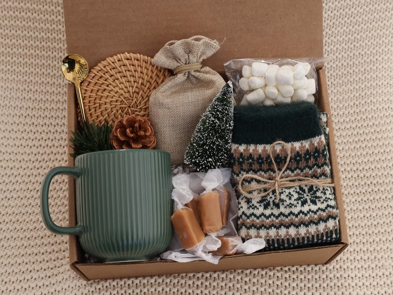 Sending Healing Vibes Gift Box For Women, Gift Basket With Blanket, Succulent, Socks, Candle, Get Well Gift For Her, Thinking Of You Gift Nordic Green Small
