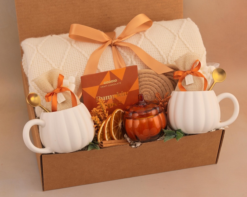 Hygge Fall Gift Box, Boo Basket, Spooky Season Gift, Cozy Fall Gift Set, Harvest Gift, Pumpkin Spice, Halloween Gifts Dual Pumpkin Mugs