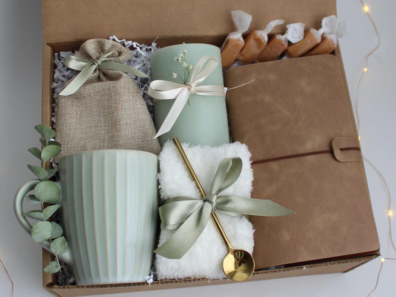 Thank You Gift Box For Men And Women, Corporate Gifting, Hygge Gift Box, Employee Appreciation Gift, Birthday Gift Basket For Dad, Friend GreenCandle Journal