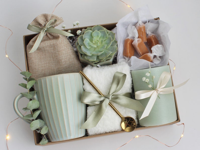 Gift Box Hygge with Blanket, Sending a hug, Thinking of you, Sympathy gift, Bereavement gift, Encouragement gift, Sympathy gift basket GreenCandle Succ