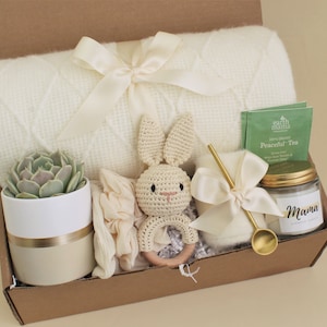 Coffret cadeau maman et bébé pour femme après la naissance, panier-cadeau pour bébé, trousse de soins post-partum, cadeau push, nouveau-né garçon, fille, unisexe BunnyBlanketGoldSucc