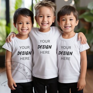 キッズグループモックアップ 幼児用Tシャツモックアップ ホワイトラビットスキン 3321 グループモックアップ キッズパーティーモックアップ 幼児用ホワイトTシャツモックアップ 多様なキッズモックアップ