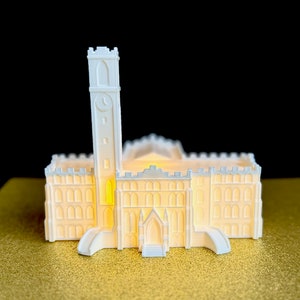Vanderbilt Graduation Gift – Kirkland Hall LED Figurine for Alumni, Vanderbilt Decor Keepsake