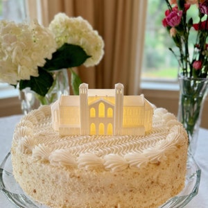 UCLA Graduation Cake Topper - LED beleuchtetes Royce Hall-Andenken, Abschlussfeier Dekor, Bruins Geschenk, College Merch, Wohnkultur