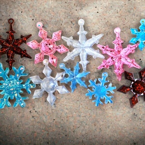 Wholesale OLYCRAFT 180Pcs Resin Snowflakes Decorations Snowflakes