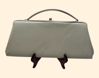 1960s Vintage Pearl White Patent Leather Handbag, Gold Frame top handel