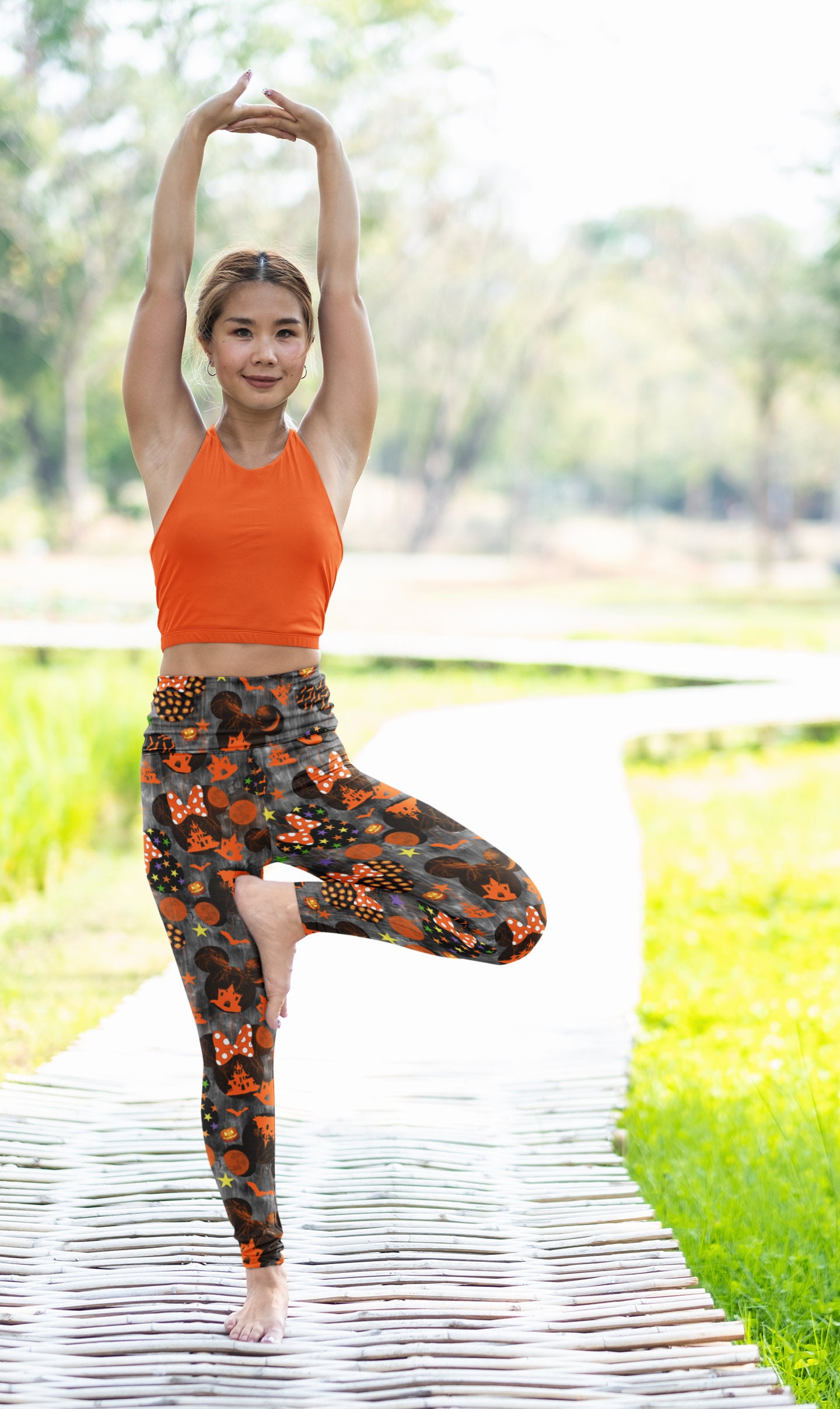 Discover Minnie Mouse Halloween Leggings